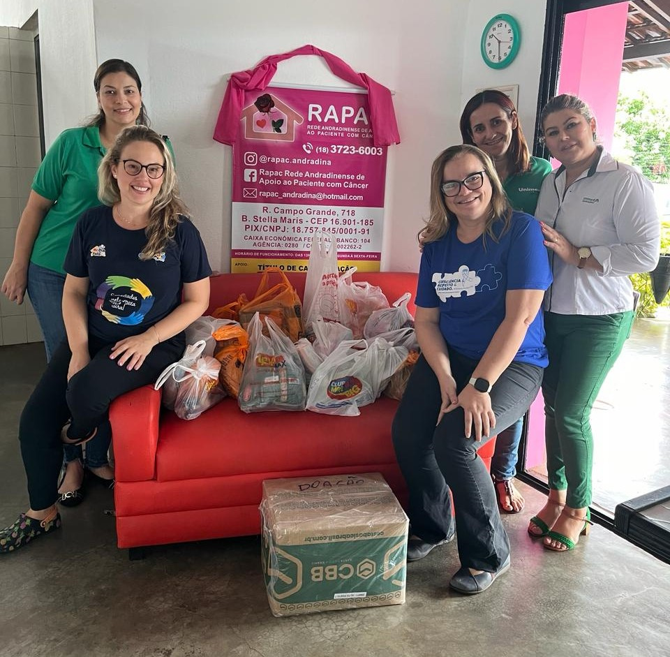 Unimed Andradina realiza doação de alimentos para a RAPAC