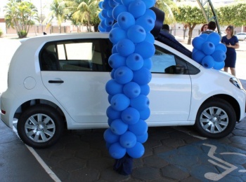 Unimed Andradina recebe carro da campanha “Viva a Vida”